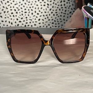 Oversized tortoise sunglasses